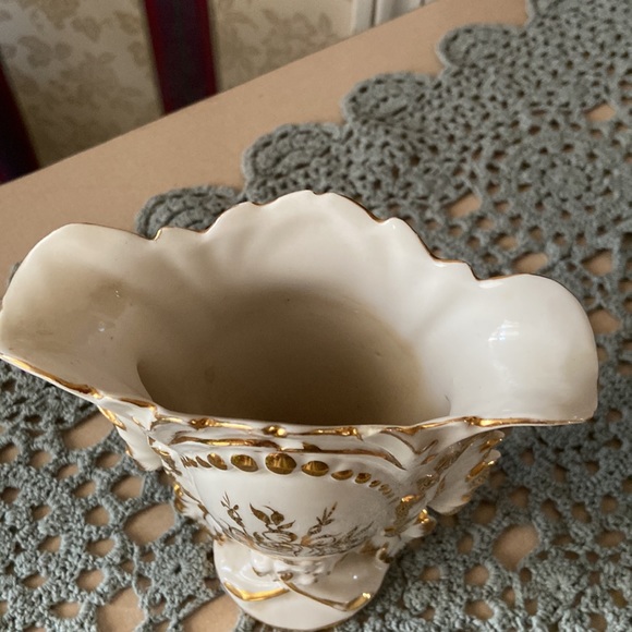 Vintage Weisley Vase - Picture 4 of 4